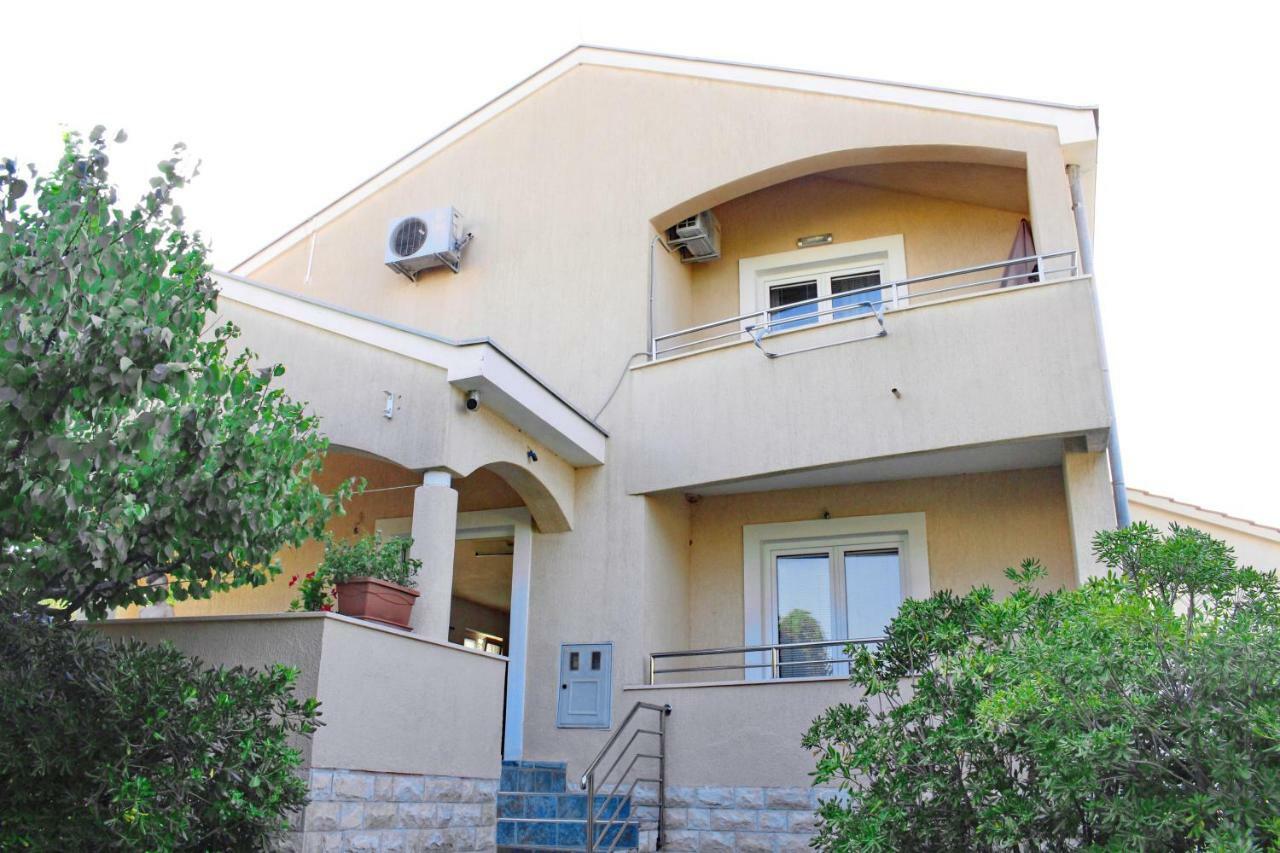 Apartmani Olives Nin Kültér fotó